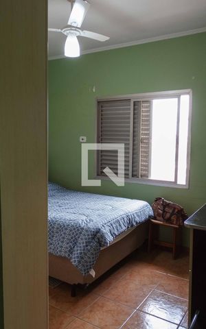 Apartamento à venda com 100m², 3 quartos e 3 vagas Apartamento à venda com 100m², 3 quartos e 3 vagasQuarto 1