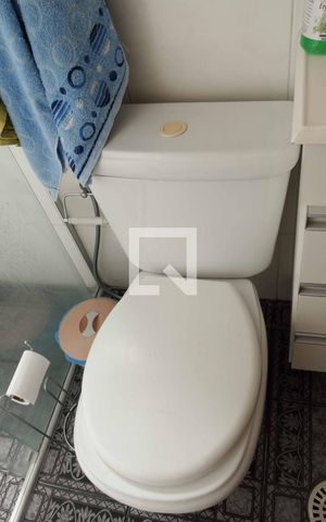 Apartamento à venda com 100m², 3 quartos e 3 vagas Apartamento à venda com 100m², 3 quartos e 3 vagasBanheiro 2