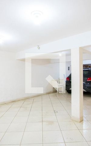 Casa à venda com 205m², 2 quartos e 2 vagas Casa à venda com 205m², 2 quartos e 2 vagasGaragem