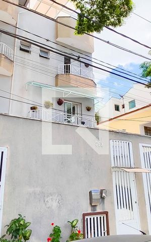 Casa de condomínio à venda com 122m², 3 quartos e 1 vaga Casa de condomínio à venda com 122m², 3 quartos e 1 vagaFachada