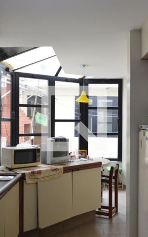 Casa à venda com 450m², 4 quartos e 3 vagasCozinha
