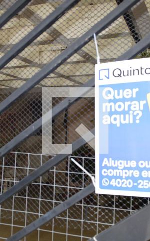Casa à venda com 450m², 4 quartos e 3 vagasFachada