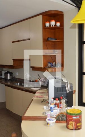 Casa à venda com 450m², 4 quartos e 3 vagasCozinha