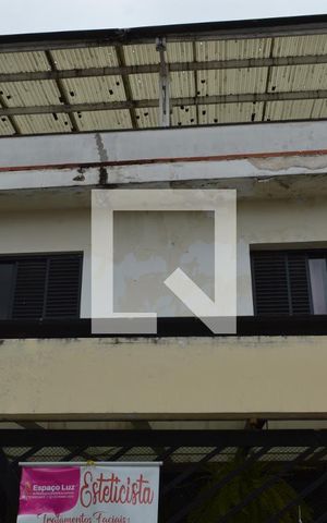 Casa à venda com 450m², 4 quartos e 3 vagasFachada