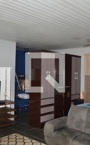 Casa à venda com 450m², 4 quartos e 3 vagasSuite