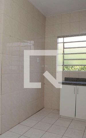 Apartamento à venda com 72m², 2 quartos e sem vagaCozinha + Área de Serviço