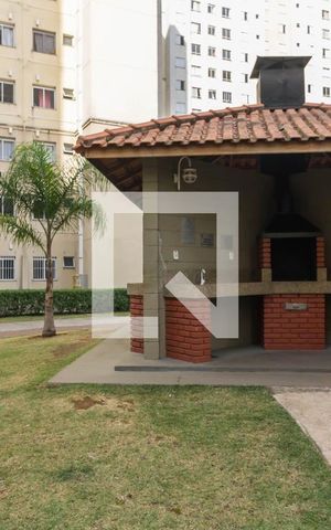 Apartamento à venda com 48m², 2 quartos e 1 vaga Apartamento à venda com 48m², 2 quartos e 1 vagaÁrea Comum - Churrasqueira