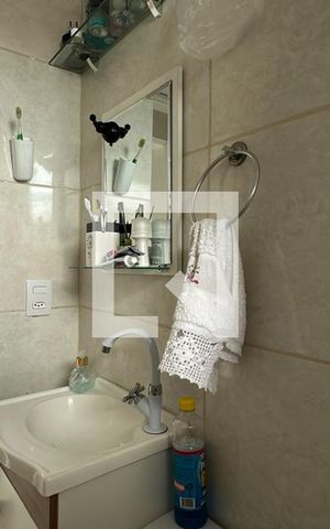 Apartamento para alugar com 46m², 2 quartos e 1 vaga Apartamento para alugar com 46m², 2 quartos e 1 vagaBanheiro
