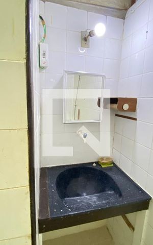 Casa para alugar com 40m², 2 quartos e sem vagaBanheiro