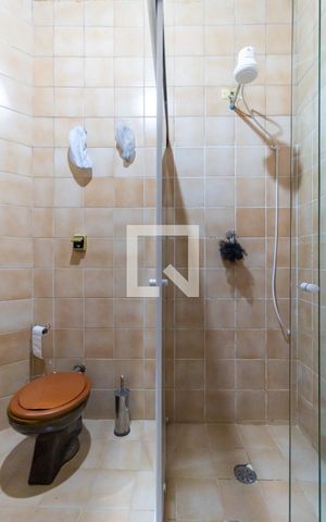 Casa de condomínio à venda com 120m², 3 quartos e 1 vaga Casa de condomínio à venda com 120m², 3 quartos e 1 vagaBanheiro