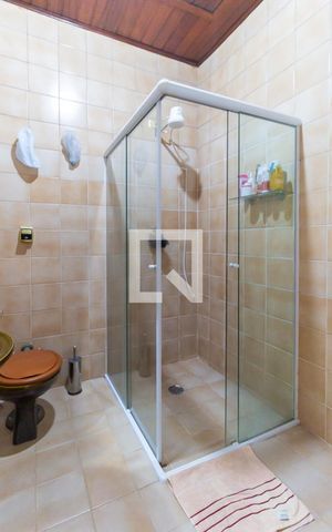 Casa de condomínio à venda com 120m², 3 quartos e 1 vaga Casa de condomínio à venda com 120m², 3 quartos e 1 vagaBanheiro