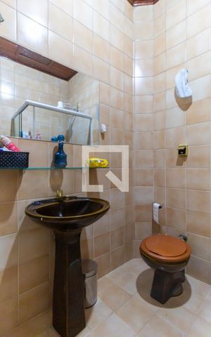 Casa de condomínio à venda com 120m², 3 quartos e 1 vaga Casa de condomínio à venda com 120m², 3 quartos e 1 vagaBanheiro