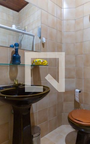 Casa de condomínio à venda com 120m², 3 quartos e 1 vaga Casa de condomínio à venda com 120m², 3 quartos e 1 vagaBanheiro
