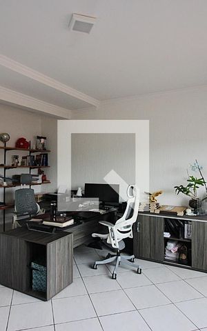Casa à venda com 266m², 3 quartos e 5 vagasSala 2