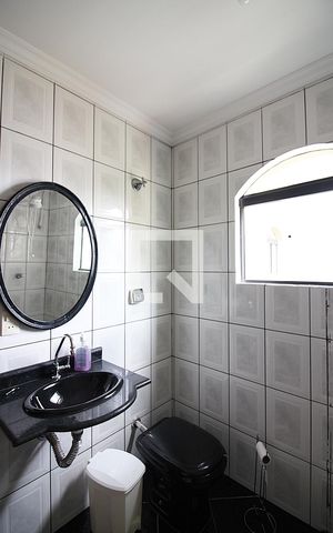 Casa à venda com 266m², 3 quartos e 5 vagasSuíte 1 Banheiro