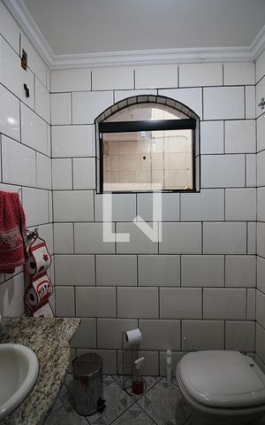 Casa à venda com 266m², 3 quartos e 5 vagasLavabo 2