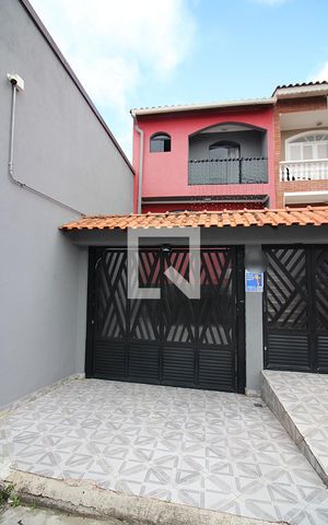 Casa à venda com 266m², 3 quartos e 5 vagasFachada 