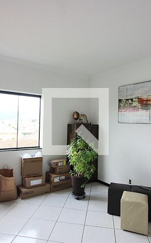 Casa à venda com 266m², 3 quartos e 5 vagasSala 2