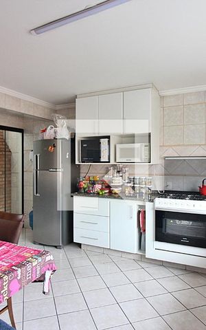 Casa à venda com 266m², 3 quartos e 5 vagasCozinha 