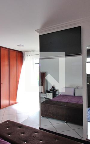 Casa à venda com 266m², 3 quartos e 5 vagasSuíte 3
