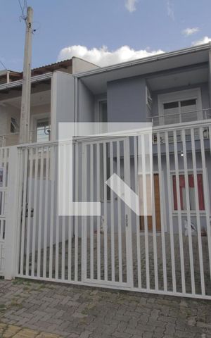 Casa à venda com 89m², 2 quartos e 2 vagasFachada