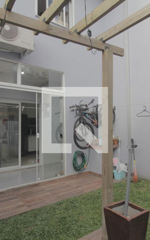 Casa à venda com 89m², 2 quartos e 2 vagasÁrea externa