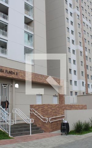 Apartamento para alugar com 40m², 2 quartos e sem vagaFachada e portaria