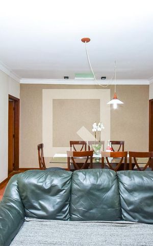 Casa à venda com 144m², 3 quartos e 1 vaga Casa à venda com 144m², 3 quartos e 1 vagaSala