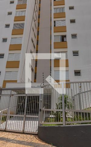 Apartamento para alugar com 90m², 2 quartos e 1 vagaFachada e Portaria 
