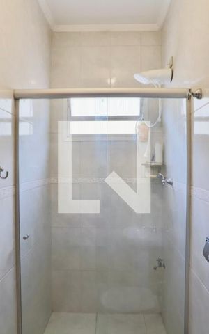 Casa à venda com 450m², 4 quartos e 7 vagas Casa à venda com 450m², 4 quartos e 7 vagasBanheiro do Quarto 4