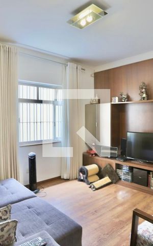 Casa à venda com 450m², 4 quartos e 7 vagas Casa à venda com 450m², 4 quartos e 7 vagasSala 2