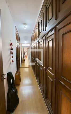 Casa à venda com 450m², 4 quartos e 7 vagas Casa à venda com 450m², 4 quartos e 7 vagasCloset do quarto 3