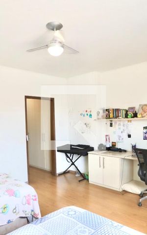 Casa à venda com 450m², 4 quartos e 7 vagas Casa à venda com 450m², 4 quartos e 7 vagasQuarto 1