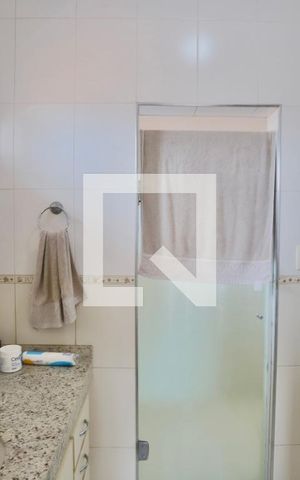 Casa à venda com 450m², 4 quartos e 7 vagas Casa à venda com 450m², 4 quartos e 7 vagasBanheiro do Quarto 1