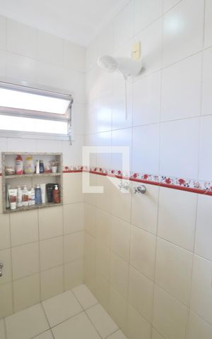 Casa à venda com 450m², 4 quartos e 7 vagas Casa à venda com 450m², 4 quartos e 7 vagasBanheiro do Quarto 3