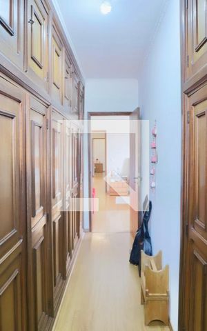 Casa à venda com 450m², 4 quartos e 7 vagas Casa à venda com 450m², 4 quartos e 7 vagasCloset do quarto 3