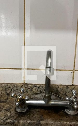 Casa de condomínio à venda com 140m², 4 quartos e 3 vagas Casa de condomínio à venda com 140m², 4 quartos e 3 vagasCozinha