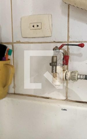 Casa de condomínio à venda com 140m², 4 quartos e 3 vagas Casa de condomínio à venda com 140m², 4 quartos e 3 vagasÁrea de Serviço