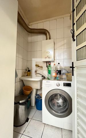 Casa de condomínio à venda com 140m², 4 quartos e 3 vagas Casa de condomínio à venda com 140m², 4 quartos e 3 vagasÁrea de Serviço