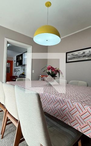 Casa à venda com 155m², 4 quartos e 1 vaga Casa à venda com 155m², 4 quartos e 1 vagaSala de Jantar
