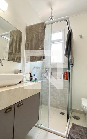Casa à venda com 155m², 4 quartos e 1 vaga Casa à venda com 155m², 4 quartos e 1 vagaBanheiro da Suíte