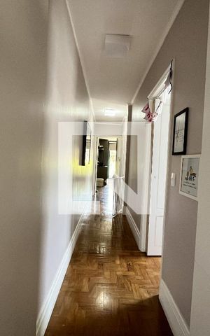 Casa à venda com 155m², 4 quartos e 1 vaga Casa à venda com 155m², 4 quartos e 1 vagaCorredor
