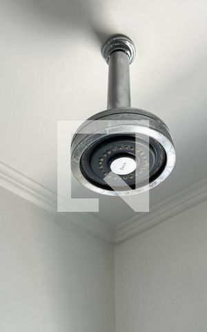 Casa à venda com 155m², 4 quartos e 1 vaga Casa à venda com 155m², 4 quartos e 1 vagaBanheiro da Suíte