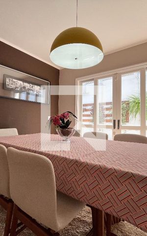 Casa à venda com 155m², 4 quartos e 1 vaga Casa à venda com 155m², 4 quartos e 1 vagaSala de Jantar