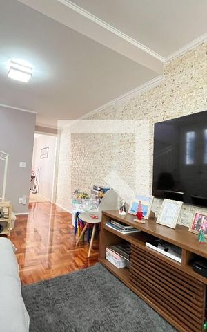 Casa à venda com 155m², 4 quartos e 1 vaga Casa à venda com 155m², 4 quartos e 1 vagaSala