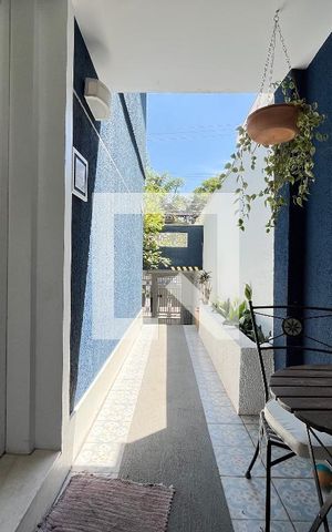 Casa à venda com 155m², 4 quartos e 1 vaga Casa à venda com 155m², 4 quartos e 1 vagaHall de entrada