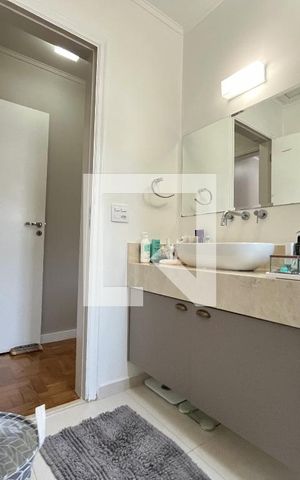 Casa à venda com 155m², 4 quartos e 1 vaga Casa à venda com 155m², 4 quartos e 1 vagaBanheiro da Suíte