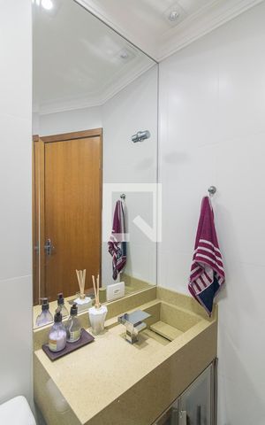 Apartamento à venda com 140m², 3 quartos e 2 vagas Apartamento à venda com 140m², 3 quartos e 2 vagasBanheiro