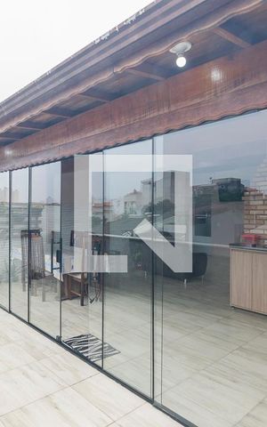 Apartamento à venda com 140m², 3 quartos e 2 vagas Apartamento à venda com 140m², 3 quartos e 2 vagasCobertura