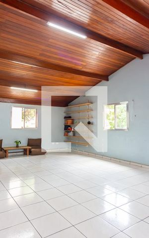 Casa à venda com 250m², 3 quartos e 3 vagas Casa à venda com 250m², 3 quartos e 3 vagasÁrea comum Salão de Festas